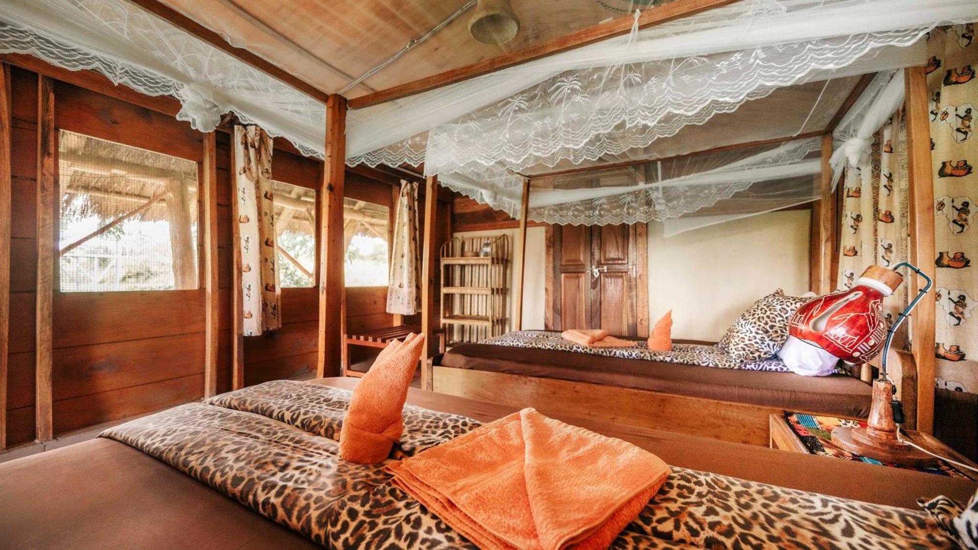 Mama Washindi Lodge Pakwach ภายนอก รูปภาพ